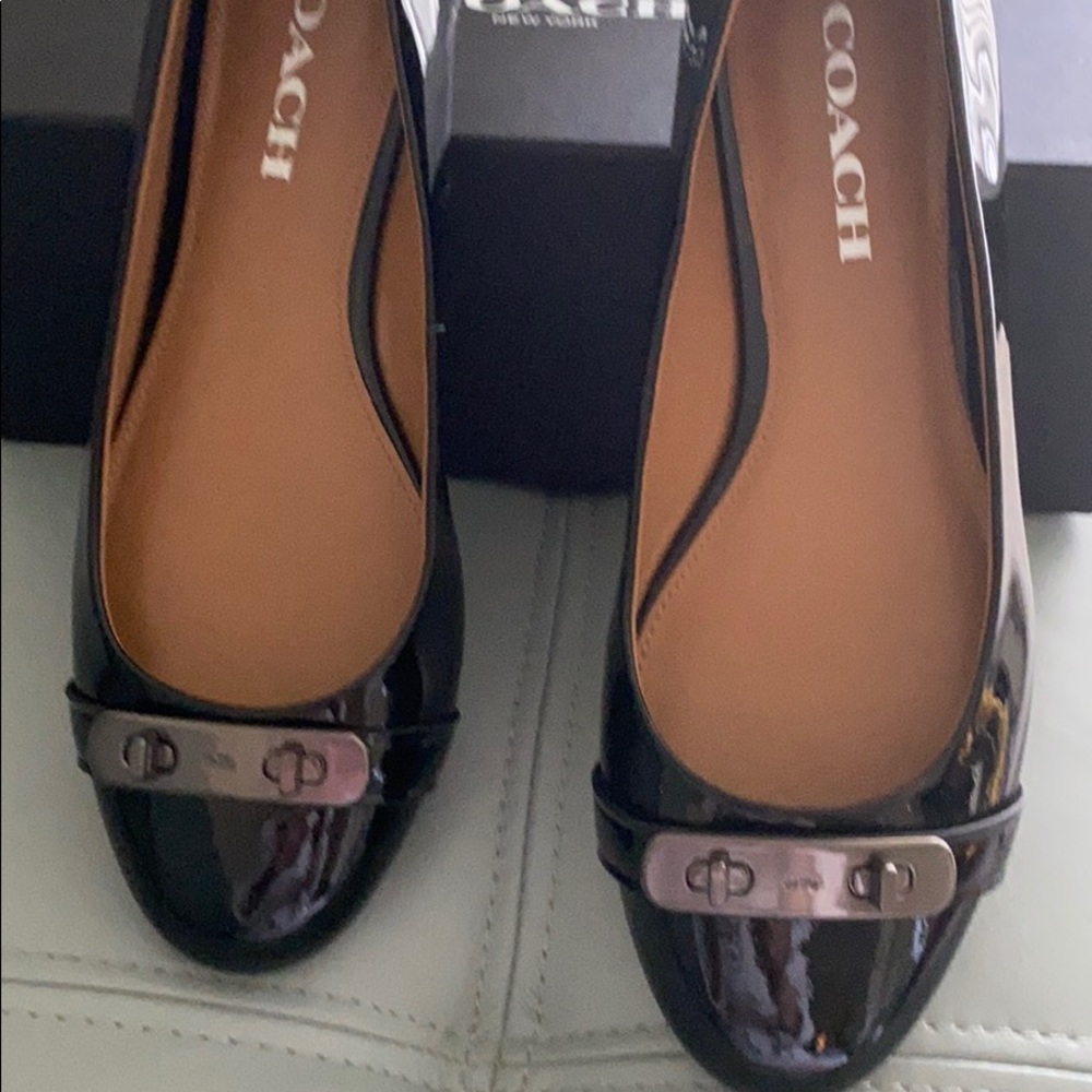 Coach shoes - Picture 2 of 4